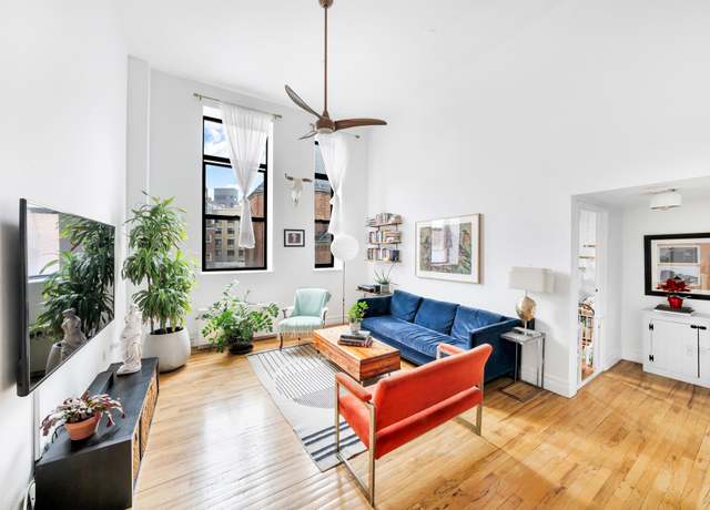 Property at 48 Whipple St Unit 3B, Brooklyn, NY 11206, 2 beds, 1 bath