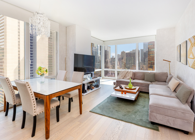 Property at 247 W 46th St #3104, New York City, NY 10036, 2 beds, 2.5 baths