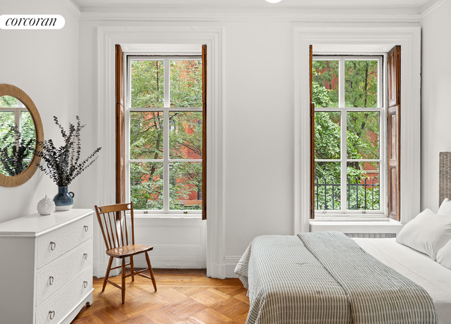 Property at 111 E 10th St #20, New York City, NY 10003, 2 beds, 1 bath