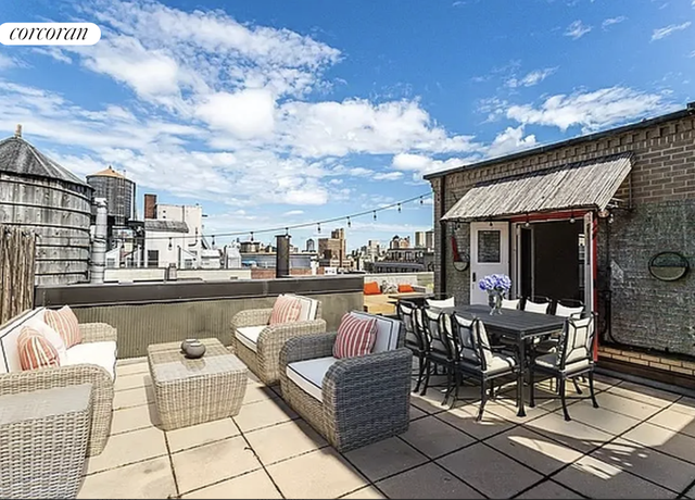 Property at 40 W 72nd St Unit 17B, New York City, NY 10023, 1 bed, 1 bath