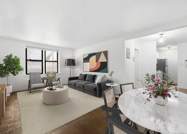 Property at 305 W 18th St Unit 1K, New York City, NY 10011, 1 bed, 1 bath