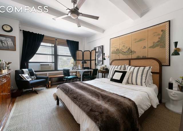 Property at 433 W 34th St Unit 2B, New York City, NY 10001, 1 bath