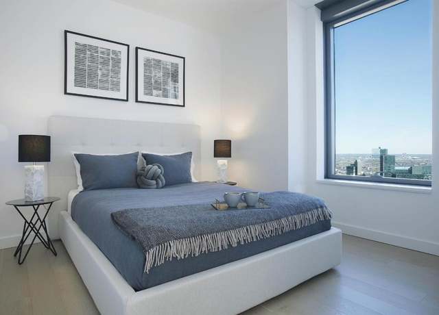 Property at 3 Court Sq #4606, New York City, NY 11101, 1 bed, 1 bath