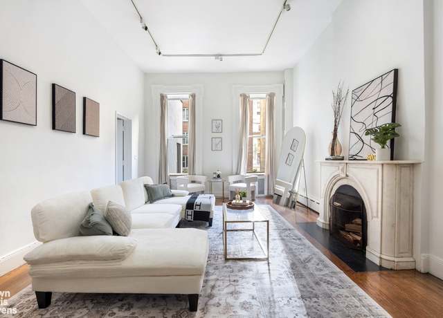Property at 48 Gramercy Park N Unit 3B, New York City, NY 10010, 1 bed, 1 bath