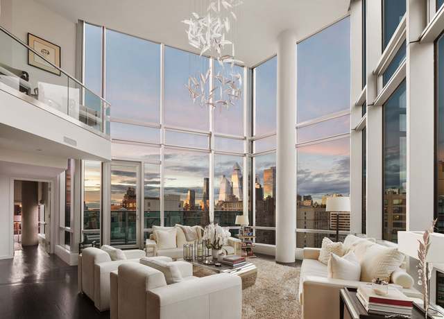 Property at 166 W 18th St Unit PHB, New York City, NY 10011, 3 beds, 3.5 baths