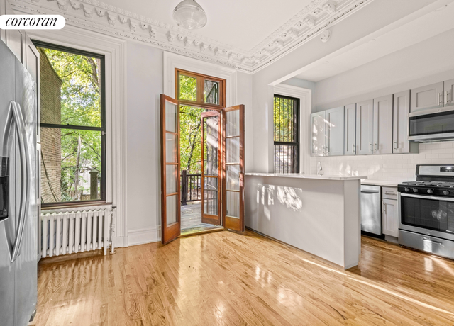 Property at 62 Fort Greene Pl, Brooklyn, NY 11217, 7 beds, 4 baths