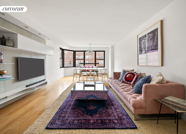 Property at 200 E 74th St Unit 17D, New York City, NY 10021, 1 bed, 1 bath