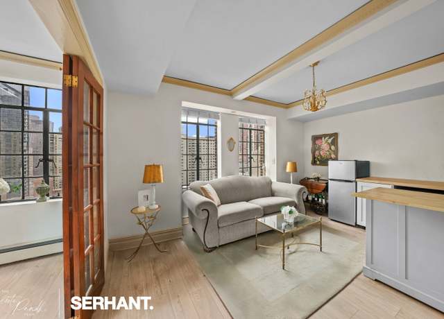 Property at 320 E 42nd St #2318, New York City, NY 10017, 1 bed, 1 bath