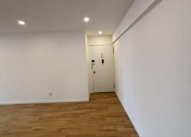 Property at 170 W 23rd St Unit 5N, New York City, NY 10011, 1 bed, 1 bath