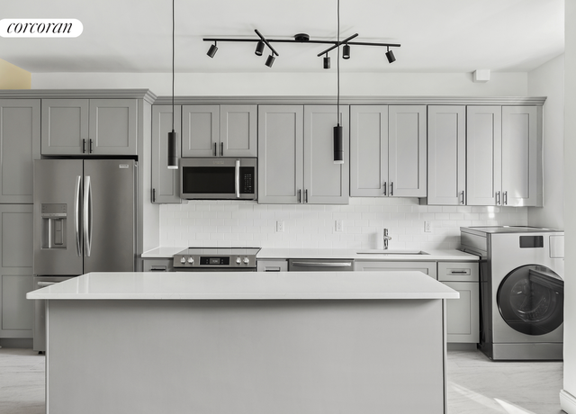 Property at 880 W 181st St Unit 4C, New York City, NY 10033, 2 beds, 1 bath