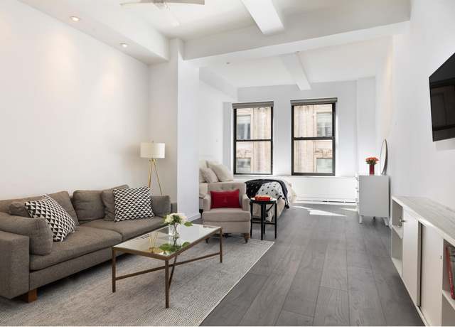 Property at 3 Hanover Sq Unit 9G, New York City, NY 10004, 1 bath