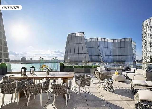 Property at 515 W 18th St #1104, New York City, NY 10011, 3 beds, 3.5 baths