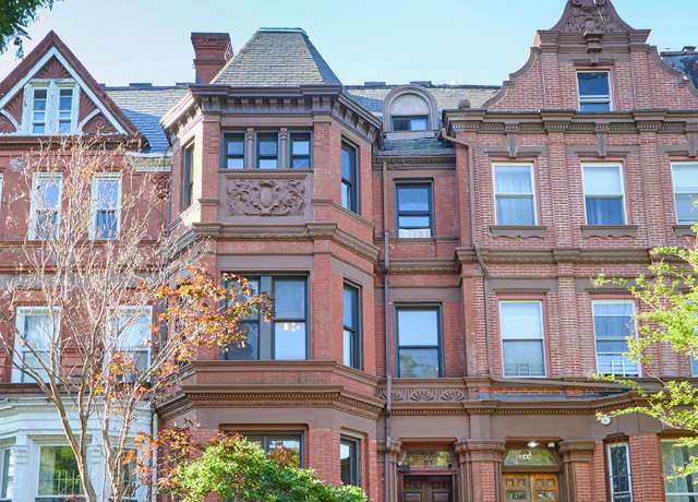 Property at 246 Gates Ave, Brooklyn, NY 11238, 8 beds, 4 baths