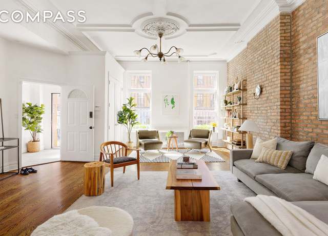 Property at 449 Bergen St, Brooklyn, NY 11217, 4 beds, 3.5 baths