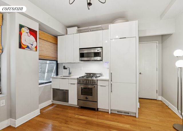 Property at 308 W 30th St Unit 1A, New York City, NY 10001, 1 bed, 1 bath