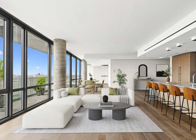 Property at 302 E 96th St Ph 4, New York City, NY 10128, 3 beds, 3 baths