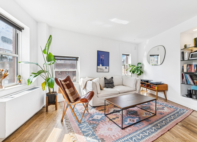 Property at 350 W 14th St Unit 5C, New York City, NY 10014, 1 bed, 1 bath