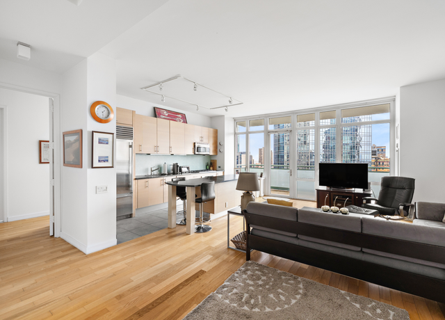 Property at 325 5th Ave Unit 34D, New York City, NY 10016, 2 beds, 2 baths