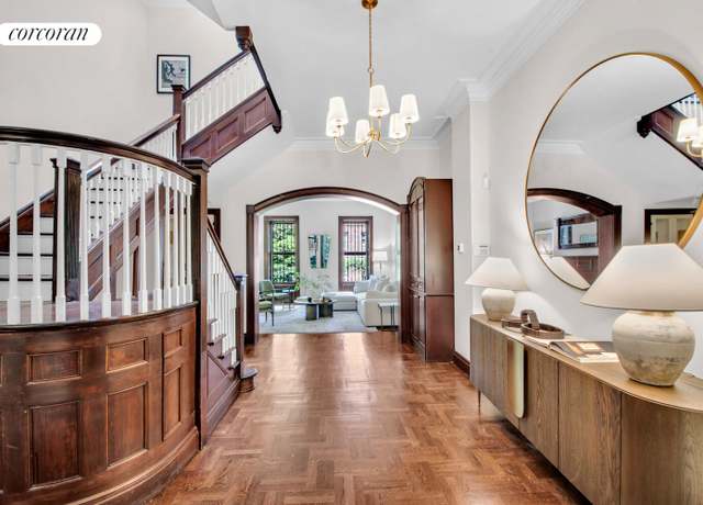 Property at 307 E 87th St, New York City, NY 10128, 4 beds, 2.5 baths