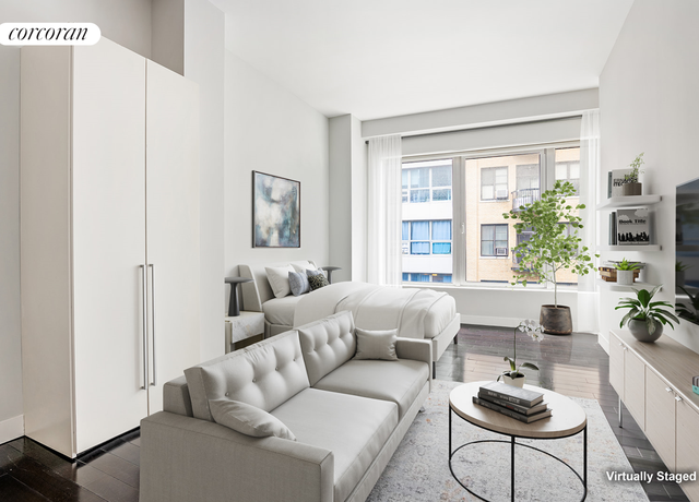 Property at 111 Fulton St #822, New York City, NY 10038, 1 bath