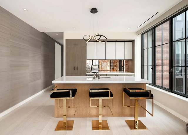 Property at 959 1st Ave Unit 19AB, New York City, NY 10022, 4 beds, 3.5 baths