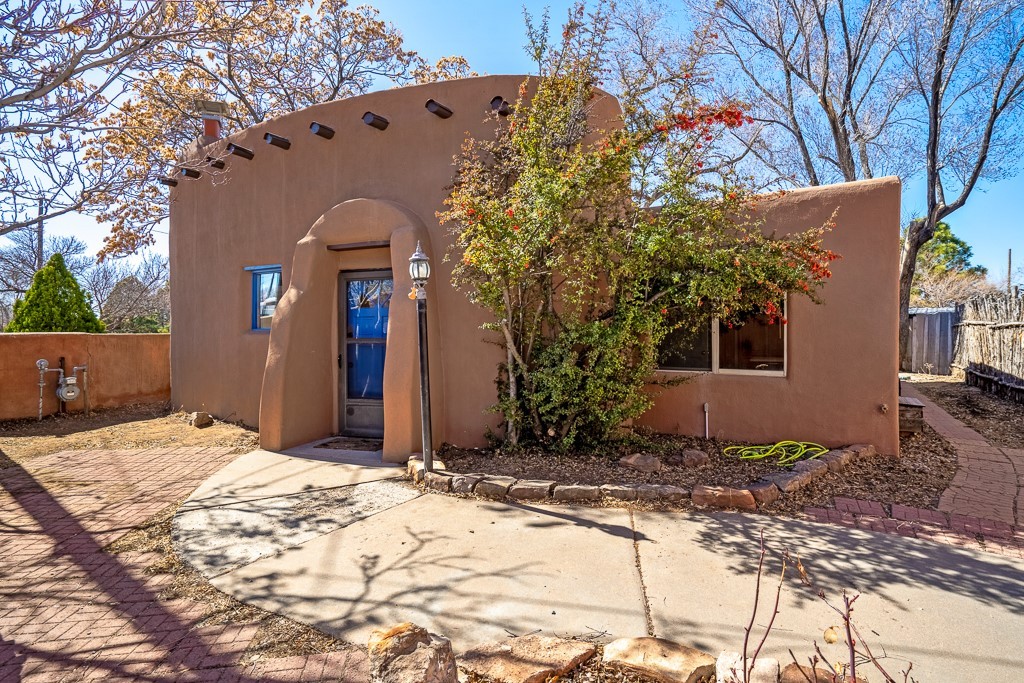 1604 C De Baca Ln Unit B, Santa Fe, NM 87505 | MLS# 202400607 | Redfin