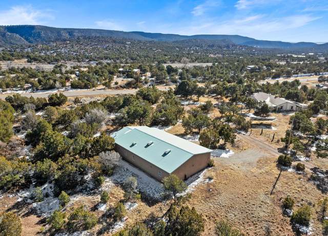 Property at 4 Red Hills Ln, Santa Fe, NM 87505, 2 beds, 1 bath