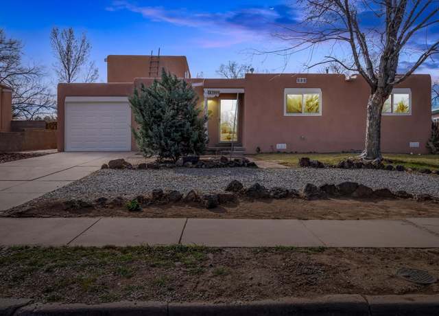 Property at 2606 Alamosa Dr, Santa Fe, NM 87505, 4 beds, 2 baths