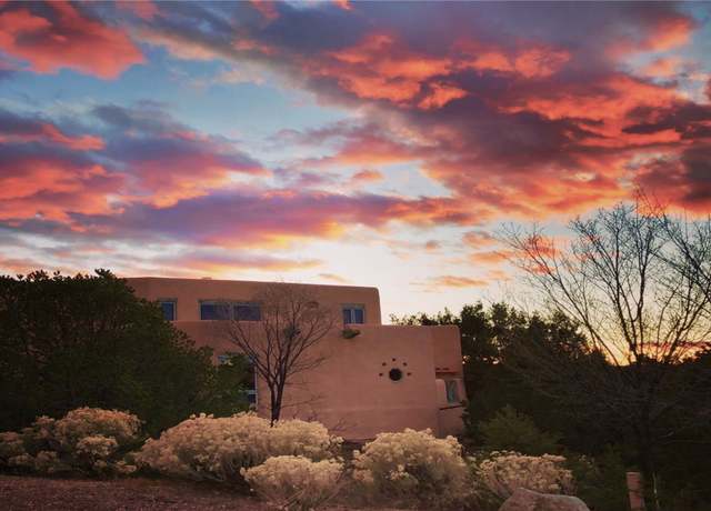 Property at 779 Paseo Cresta, Santa Fe, NM 87501, 4 beds, 2.5 baths