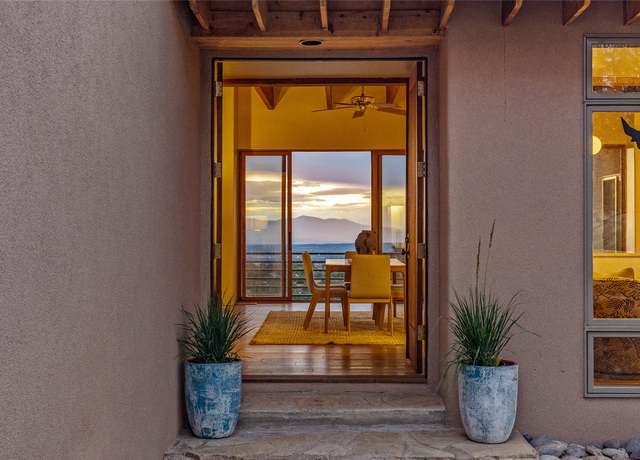 Property at 104 Cloudstone Dr, Santa Fe, NM 87505, 3 beds, 2 baths