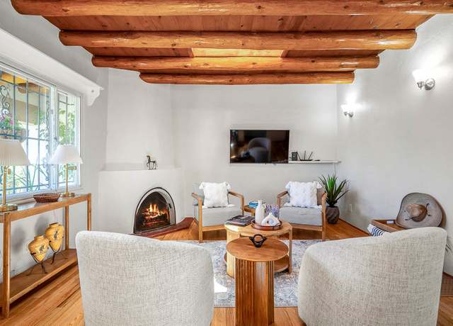 Property at 1413 Santa Cruz Dr, Santa Fe, NM 87505, 2 beds, 1 bath