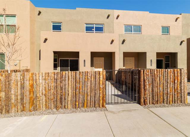 Property at 7388 Contenta Ridge Loop, Santa Fe, NM 87507, 3 beds, 2.5 baths