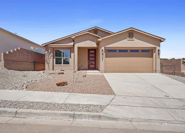 Property at 137 Mirador Blvd, Los Alamos, NM 87547, 4 beds, 2 baths