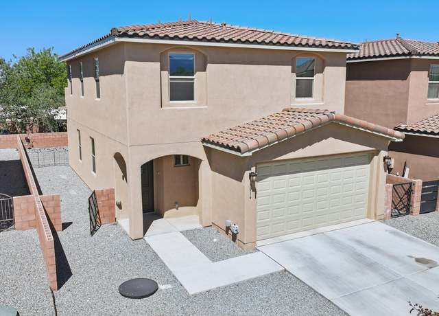 Property at 3914 Jaxson Ln, Santa Fe, NM 87507, 4 beds, 2.5 baths