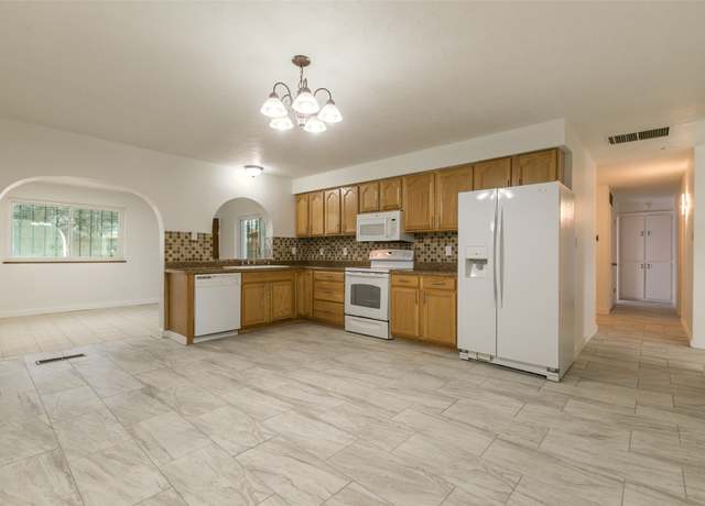 Property at 1461 Calle Cielito Lindo, Espanola, NM 87532, 3 beds, 2 baths