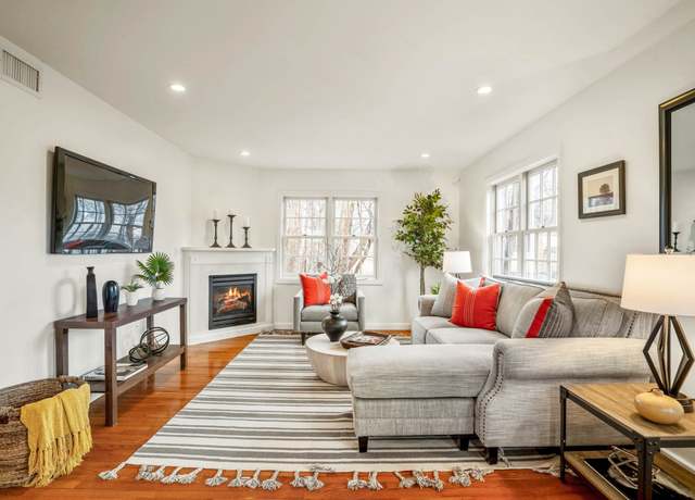 Property at 817 E Alameda #7, Santa Fe, NM 87501, 1 bed, 1 bath