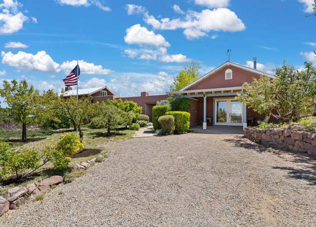 Property at 19 Paseo Nopal Unit B, Santa Fe, NM 87507, 4 beds, 3.5 baths