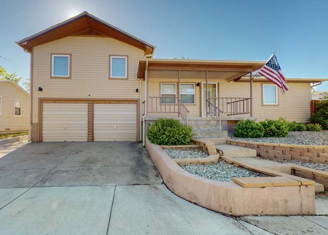 Property at 1765 38th St, Los Alamos, NM 87544, 4 beds, 2 baths