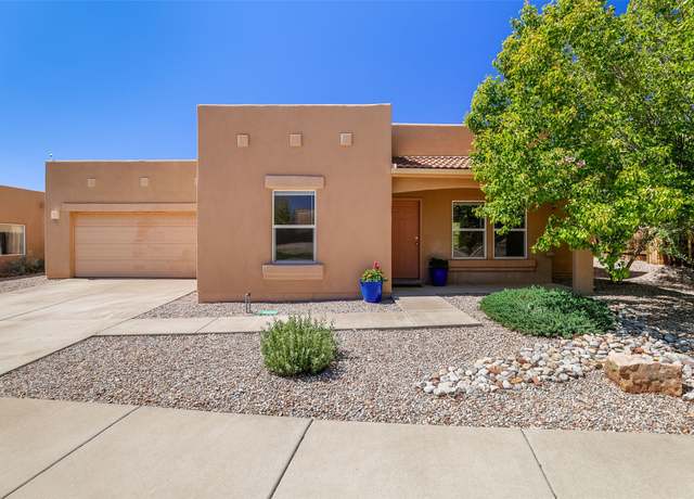 Property at 7117 Mesa Del Oro, Santa Fe, NM 87507, 3 beds, 2 baths