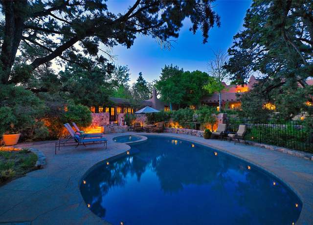 Property at 196 Circle Dr, Santa Fe, NM 87501, 10 beds, 9 baths