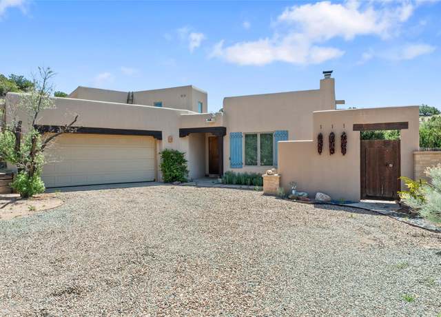 Property at 31 Calle Cielo, Santa Fe, NM 87506, 3 beds, 2 baths