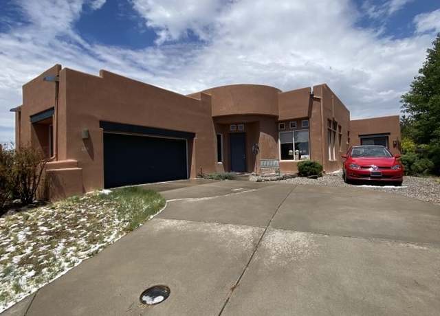 Property at 33 S Arroyo Ridge Rd, Santa Fe, NM 87508, 5 beds, 3 baths