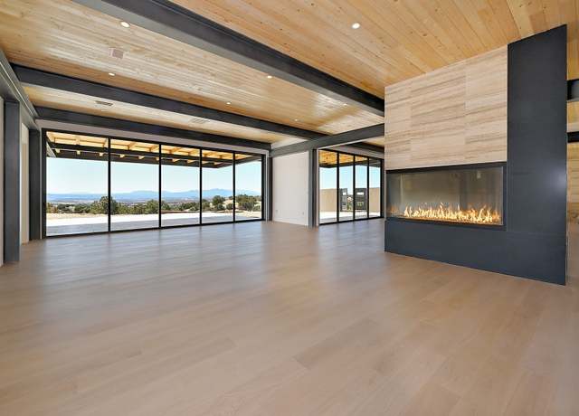 Property at 17 Vista Bella, Santa Fe, NM 87540, 3 beds, 3.5 baths