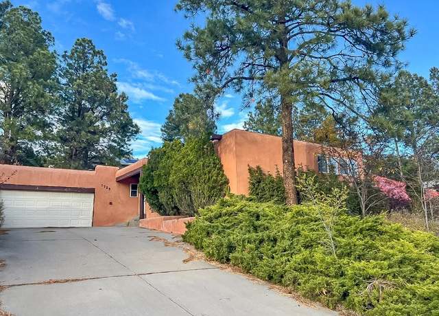Property at 1725 Camino Redondo, Los Alamos, NM 87544, 4 beds, 2 baths
