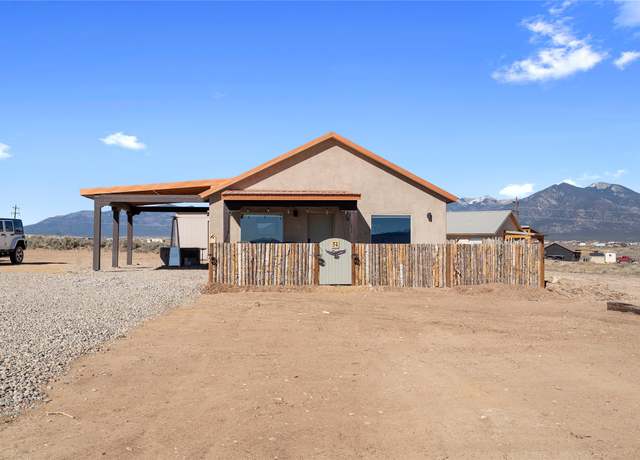 Property at 54 Camino Sabio, El Prado, NM 87529, 2 beds, 2 baths