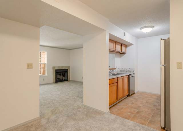 Property at 2501 W Zia Rd Unit 3-208, Santa Fe, NM 87505, 2 beds, 1 bath