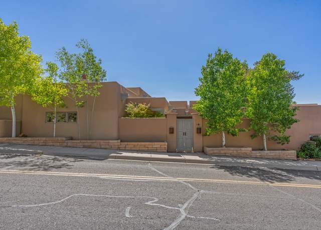Property at 25 Centaurus Rnch, Santa Fe, NM 87507, 2 beds, 2 baths