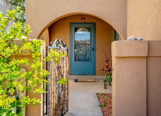 Property at 2929 Calle Del Res, Santa Fe, NM 87505, 3 beds, 2.5 baths