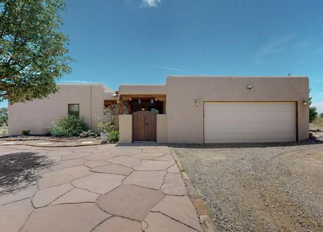 Property at 14 Estacada Rd, Santa Fe, NM 87508, 3 beds, 2 baths