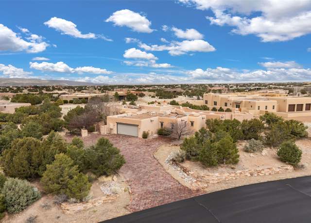 Property at 19 Via Pampa, Santa Fe, NM 87506, 3 beds, 3 baths